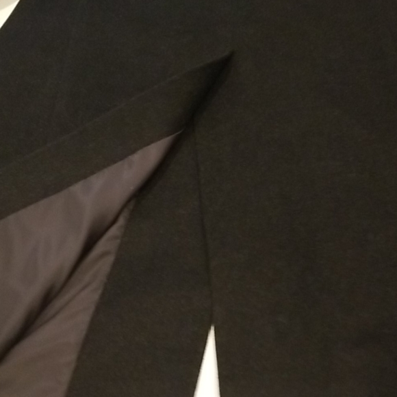 Petrocelli Men's Cashmere Blend Overcoat - Picture 8 of 10